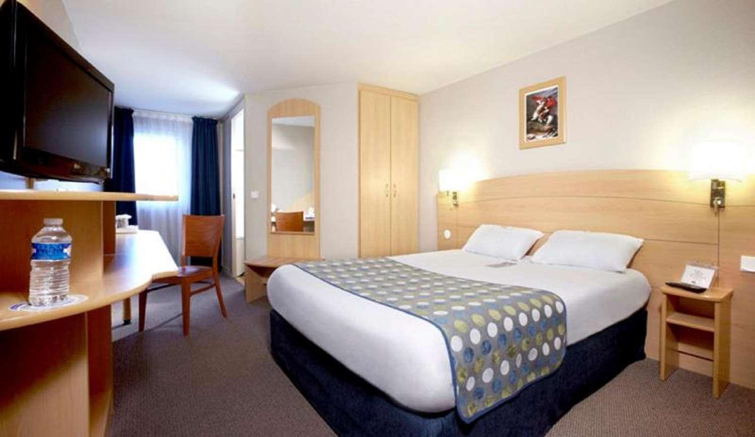Sure Hotel By Best Western Plaisir Luaran gambar