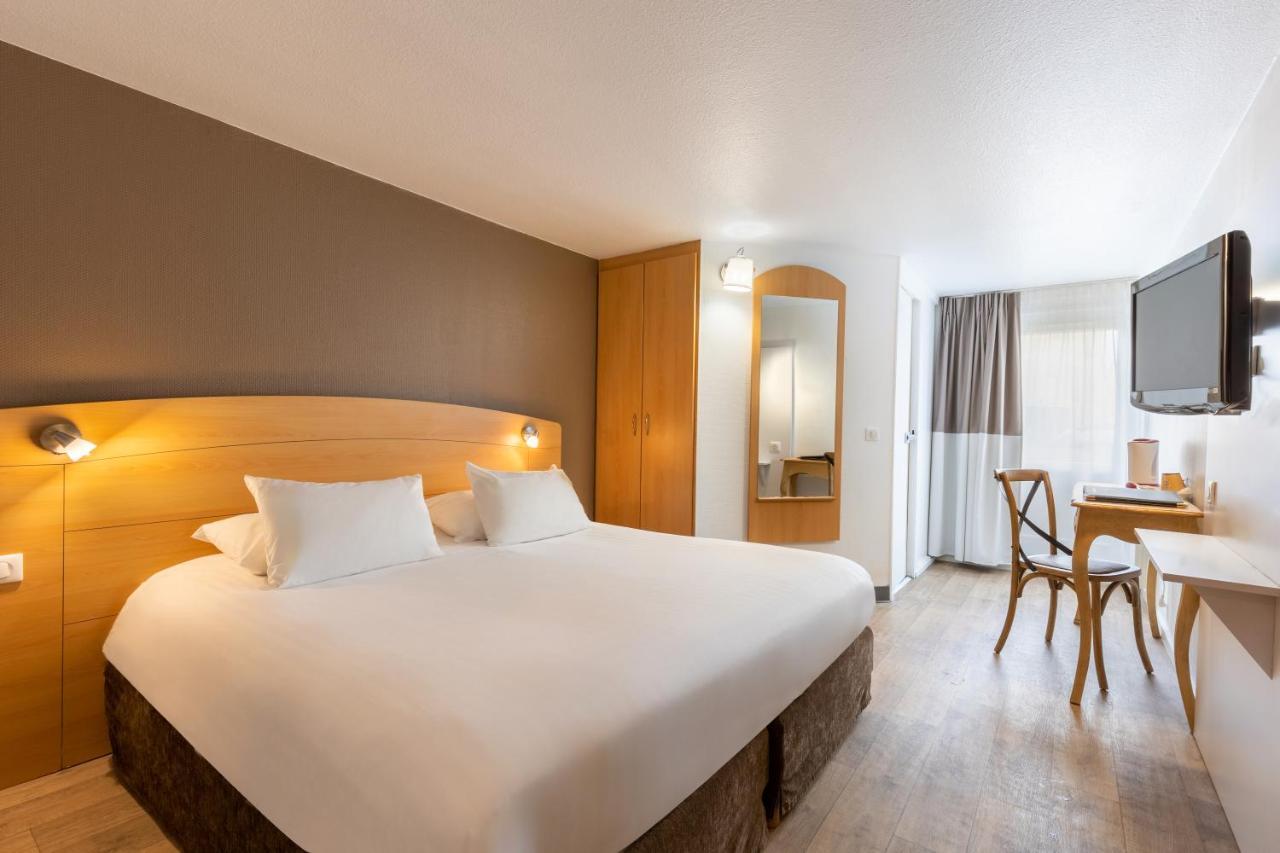 Sure Hotel By Best Western Plaisir Luaran gambar