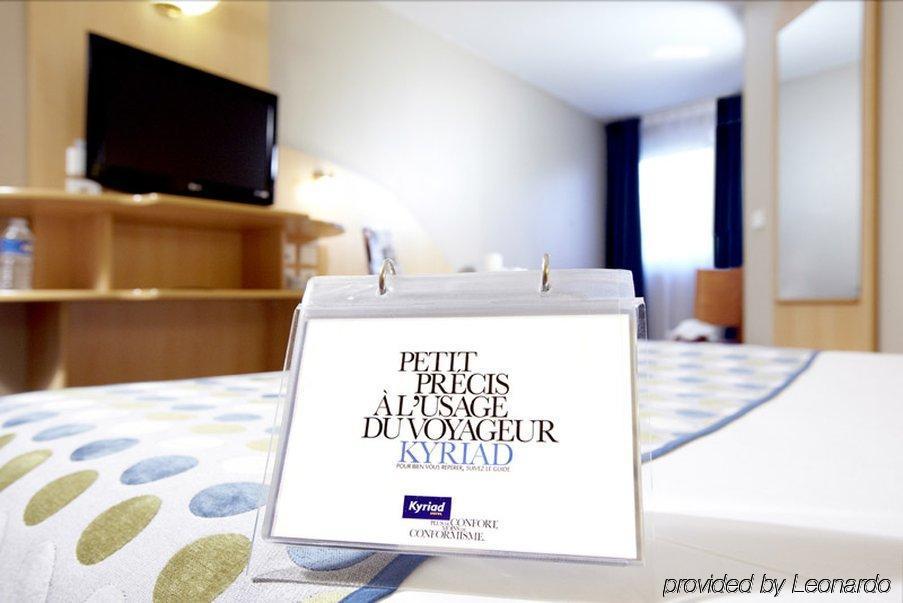 Sure Hotel By Best Western Plaisir Luaran gambar